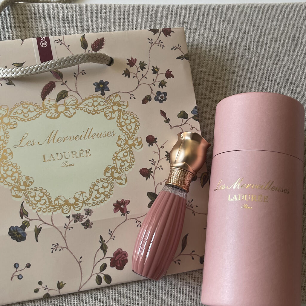 ラデュレ リキッドルージュ 02 Discr'ete(ディスクレットゥ)/レ・メルヴェイユーズ ラデュレ/口紅を使ったクチコミ（2枚目）