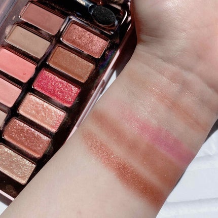 バレンタインボックス3ローズモーメント/VAVI MELLO/アイシャドウパレットを使ったクチコミ(6枚目)