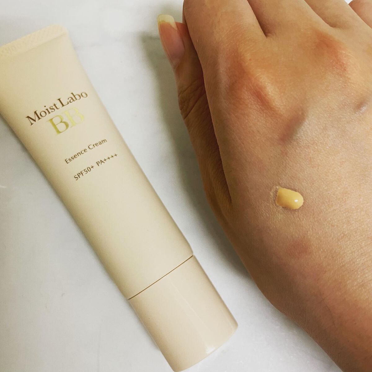 モイストラボ BBエッセンスクリーム/Moist Labo/BBクリームを使ったクチコミ（2枚目）