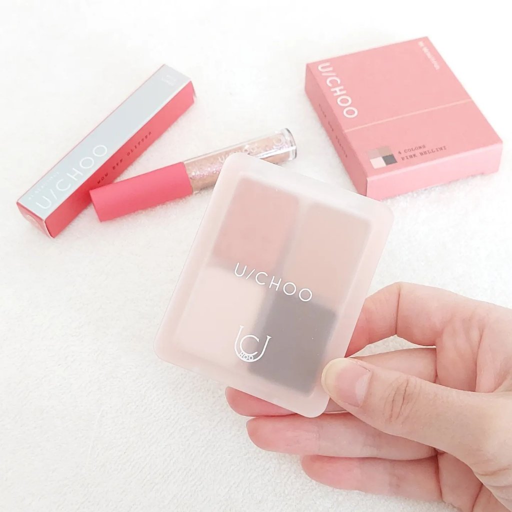  ワオ アイ グリッター グロウイングシルバー(GLOWING SILVER)/U/CHOO/グリッターを使ったクチコミ（2枚目）