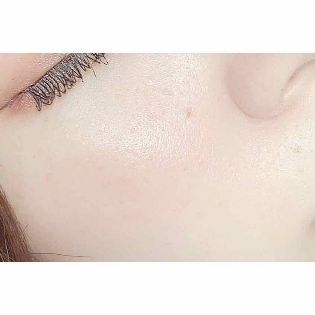 ペタル 55 ファンデーション ブラシ/shu uemura/メイクブラシを使ったクチコミ(2枚目)