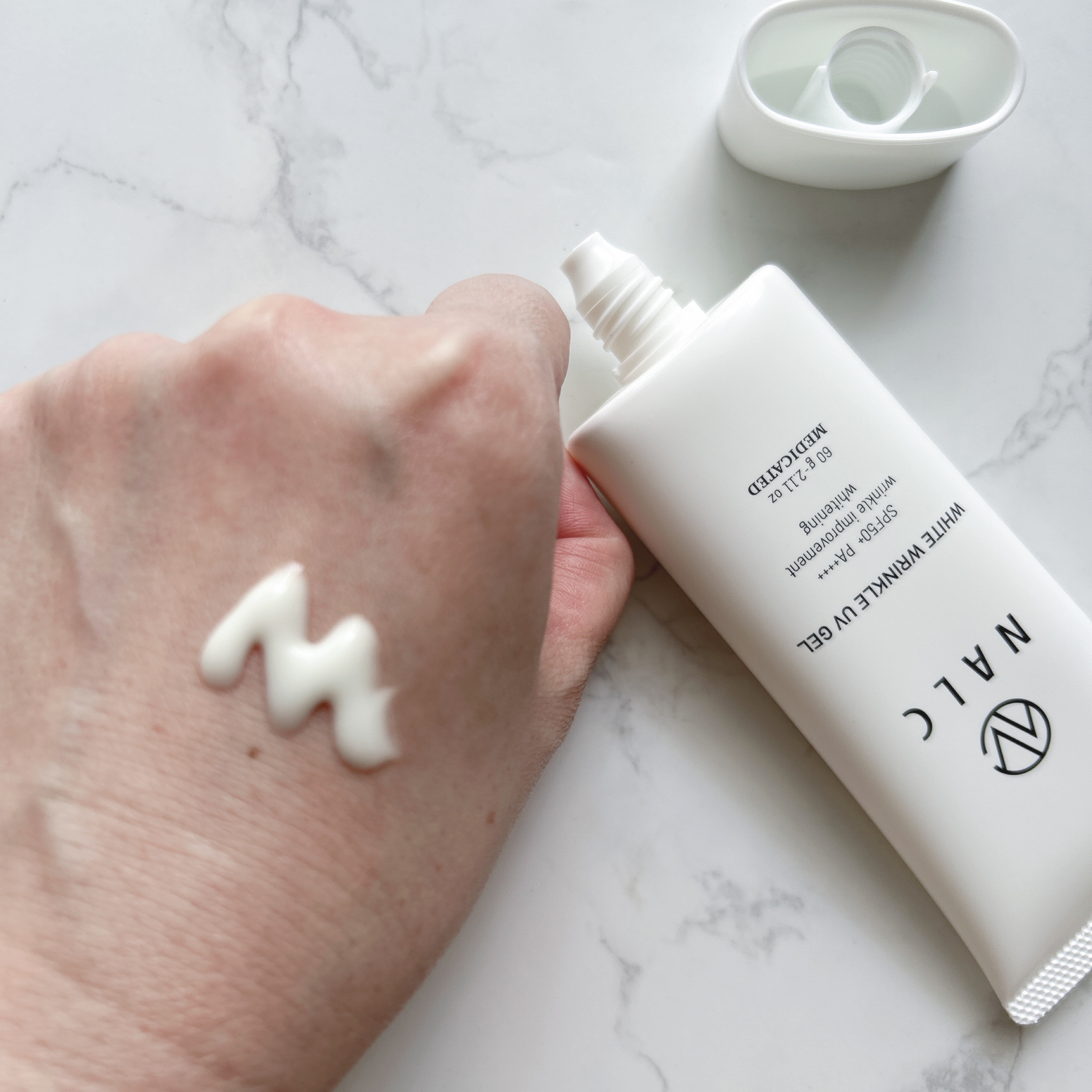 薬用ホワイトリンクルUVジェル/NALC/日焼け止めジェルを使ったクチコミ（2枚目）