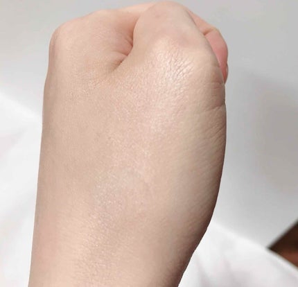 リクイド ファンデーション/レ・メルヴェイユーズ ラデュレ/リキッドファンデーションを使ったクチコミ(3枚目)