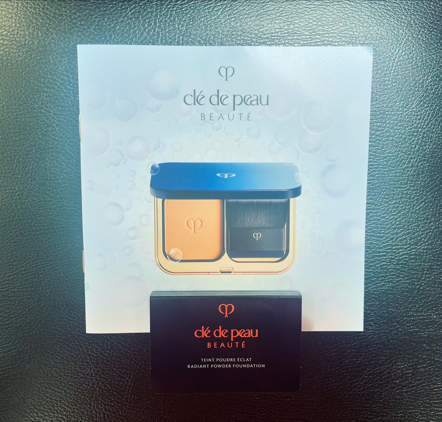 プードルコンパクトエサンシエルn/クレ・ド・ポー ボーテ/プレストパウダーを使ったクチコミ(1枚目)