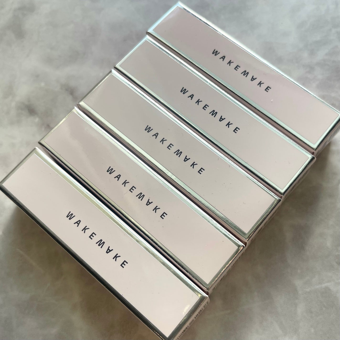 デュイジェルグレーズスティック/wakemake/口紅を使ったクチコミ(8枚目)