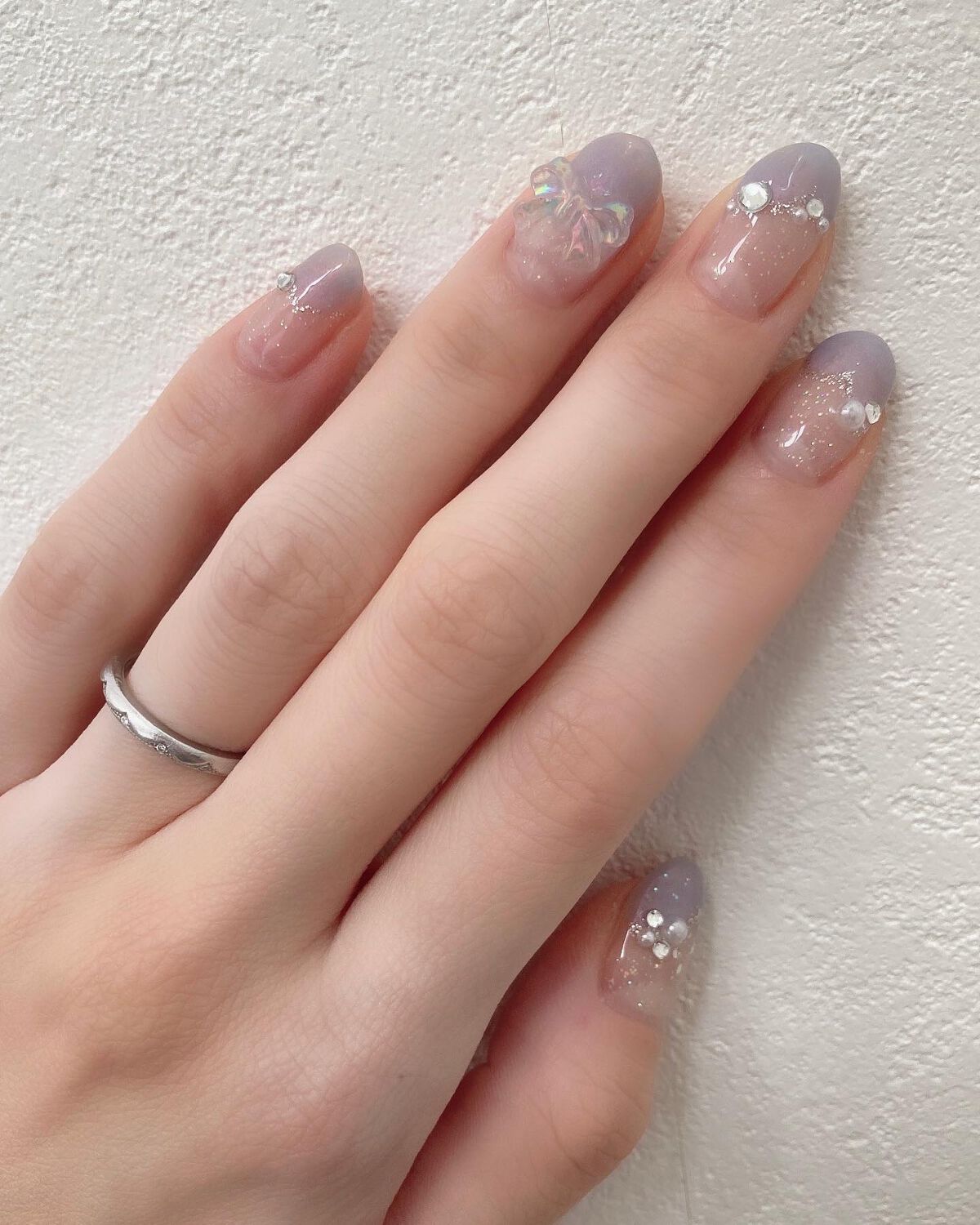 のりちょ🐰自分を労るごほう"美"レシピ on LIPS 「【キャンドゥ】ゆめかわ♡ネイルパルキコイのオーロラカラーを使え..」(3枚目)