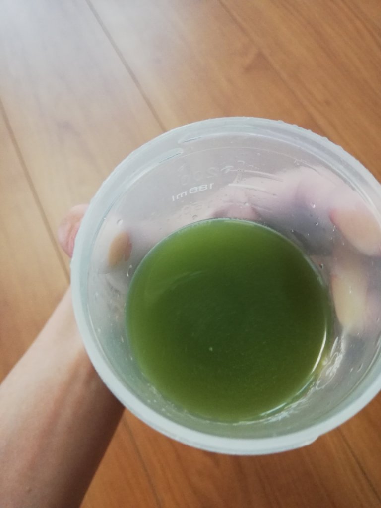 ハリウッド 抹茶&レモンのクチコミ「ハリウッド　抹茶&レモン
国産宇治抹茶いり
リフレッシュティー
カルシウムいり

まろやかな味.....」（3枚目）