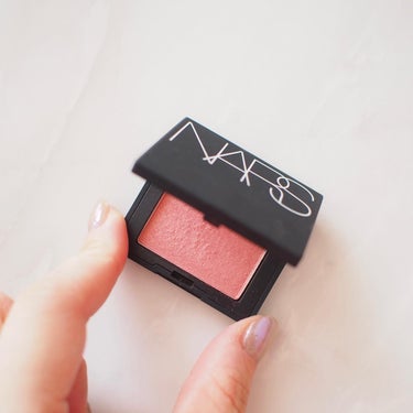 NARS ブラッシュ ミニのクチコミ「以前から持ってはいるんですが、最近またよく使うようになり、改めてよさを実感しているNARSのO.....」（1枚目）