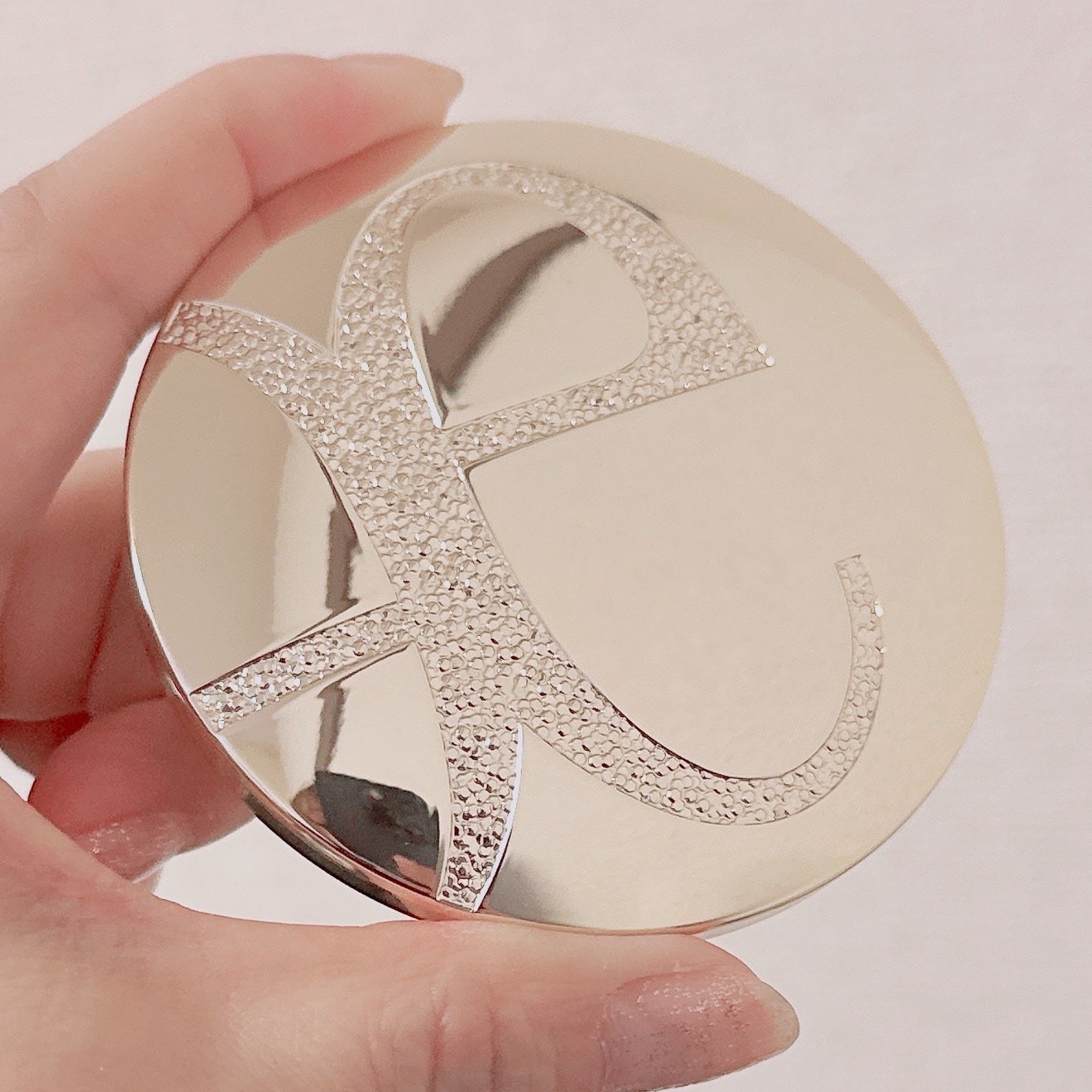 ラ プードル オートニュアンス/Elégance/プレストパウダーを使ったクチコミ(7枚目)