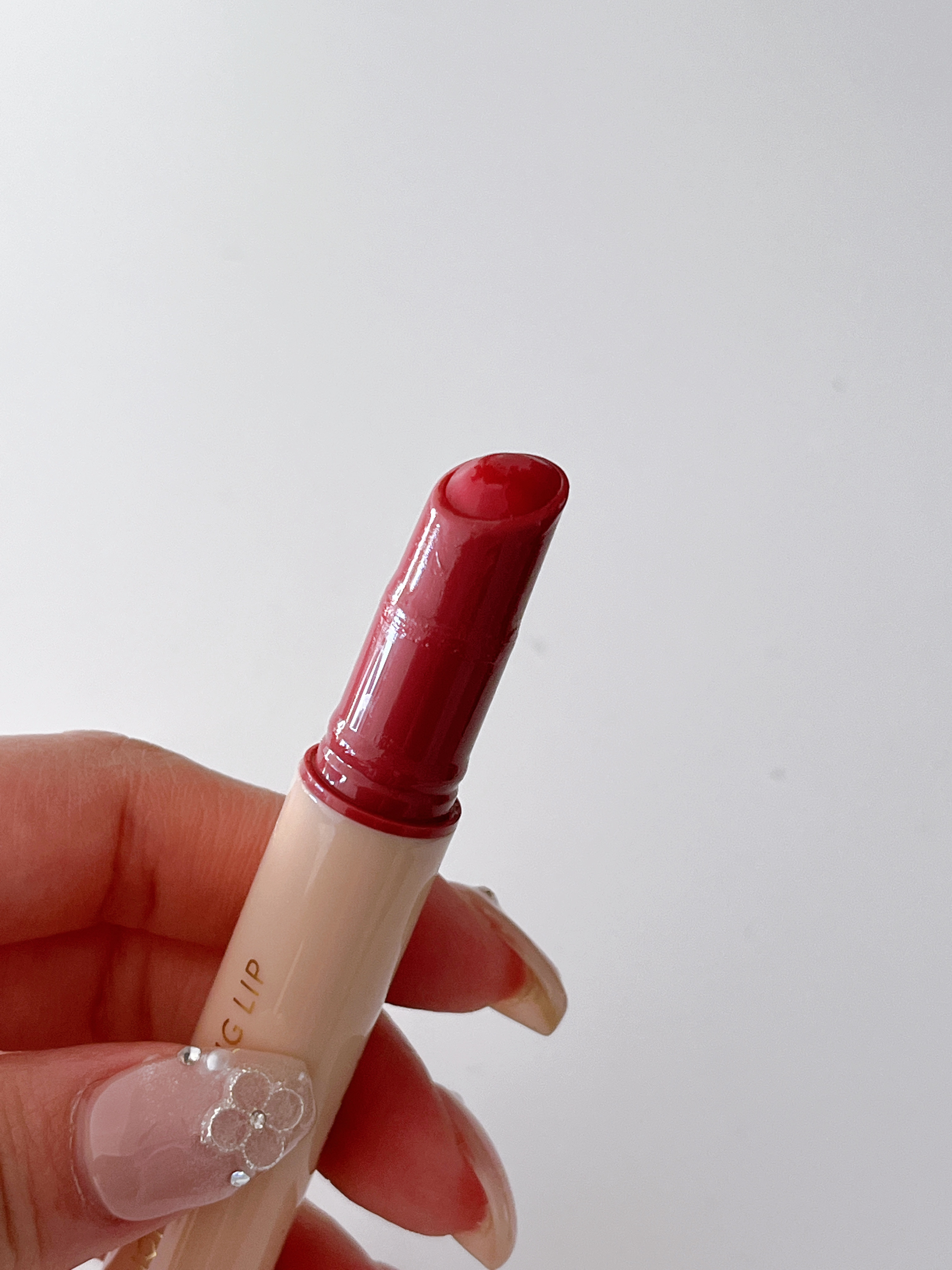 ハニーメルティングリップ 04 ザクロサワー/ネイチャーリパブリック/口紅を使ったクチコミ（3枚目）