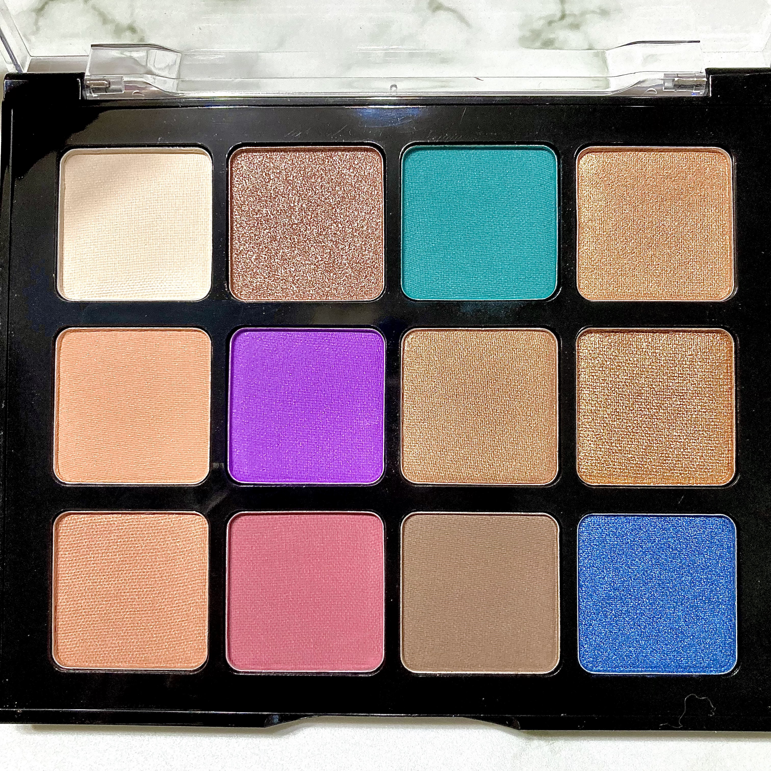 トゥエルブカラー アイシャドウ/LionWell（ライオンウェル）/アイシャドウパレットを使ったクチコミ（3枚目）