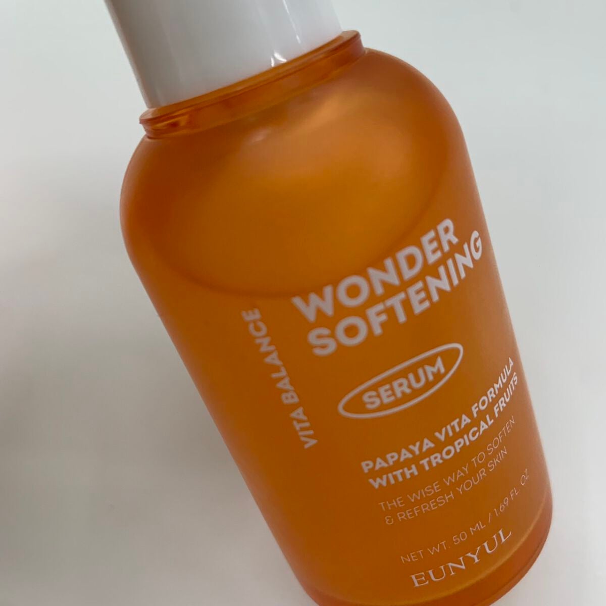 namiねこ on LIPS 「テクスチャーはみずみずしい感じ、さっぱりとした使い心地ナイアシ..」(1枚目)