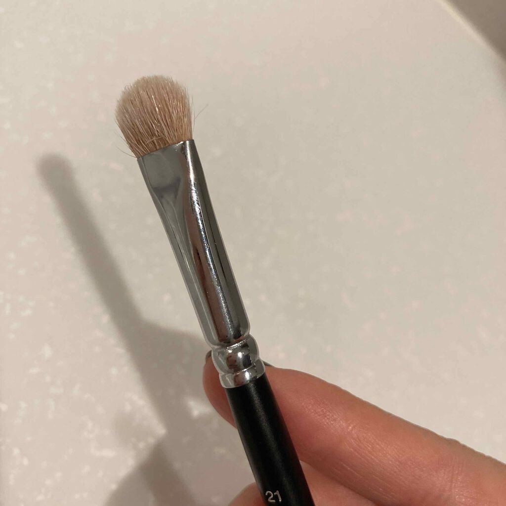 【Dior】バックステージ アイシャドウ シェーダーブラシ N21 試してみた】Dior バックステージ アイシャドウ シェード ブラシ