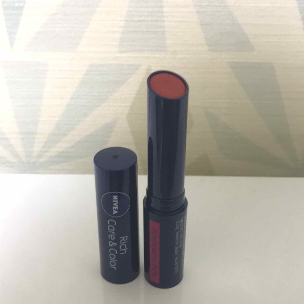 ニベア リッチケア＆カラーリップ/ニベア/リップクリームを使ったクチコミ（2枚目）