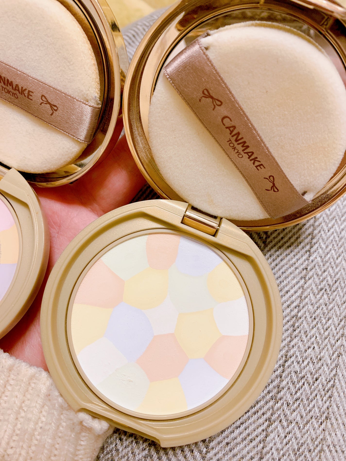 マシュマロフィニッシュパウダー ~Abloom~/キャンメイク/プレストパウダーを使ったクチコミ(2枚目)