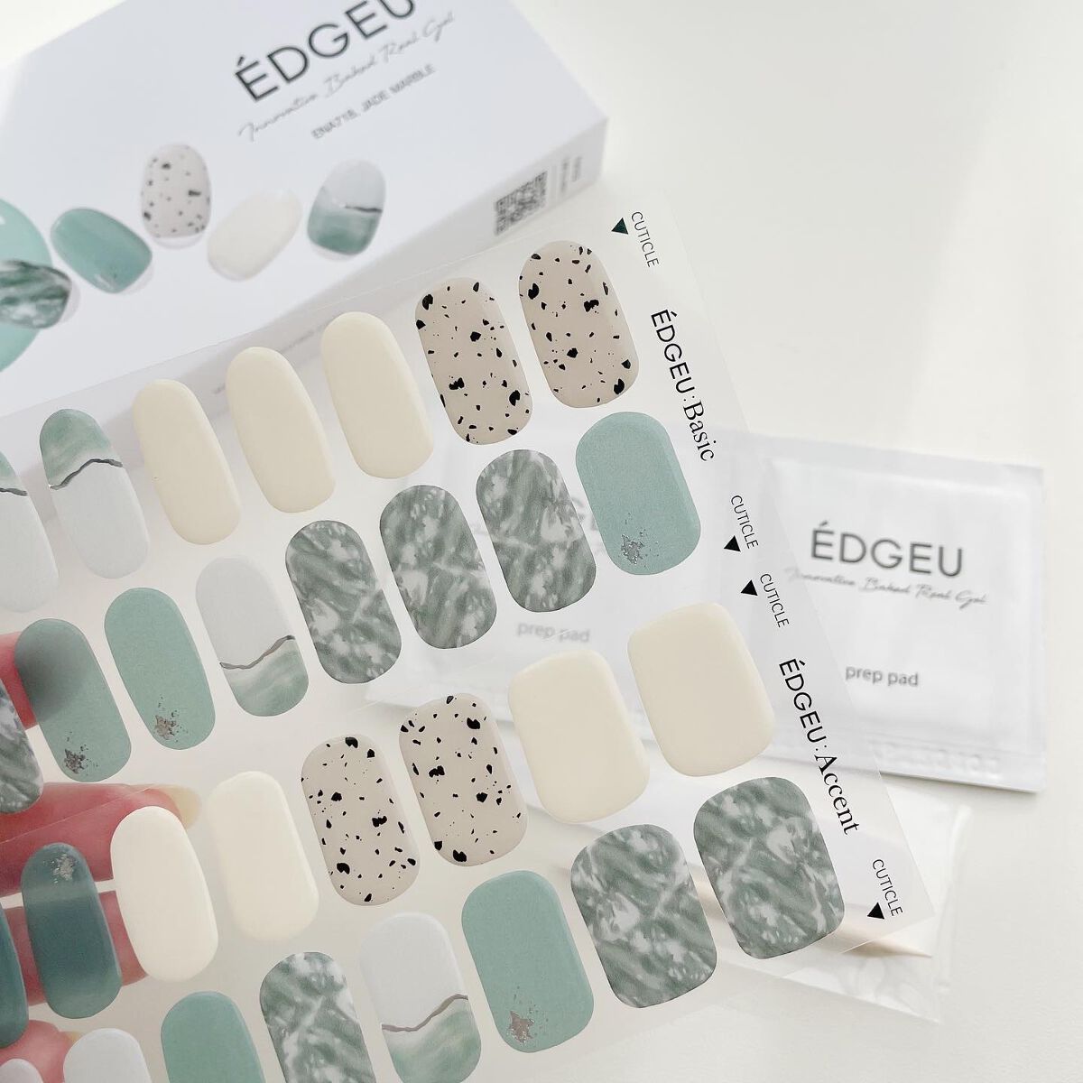 EDGEU ジェルネイルシール/EDGEU/ネイルシールを使ったクチコミ(3枚目)