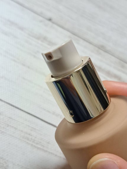 RMK リクイドファンデーション フローレスカバレッジ/RMK/リキッドファンデーションを使ったクチコミ(2枚目)