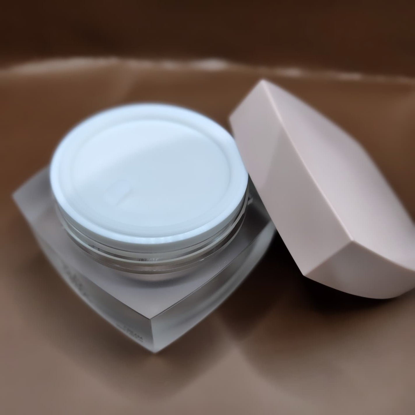 ひろちゃん on LIPS 「プラセンタクリーム 韓国で話題!!!高級感のあるプラセンタクリ..」(2枚目)