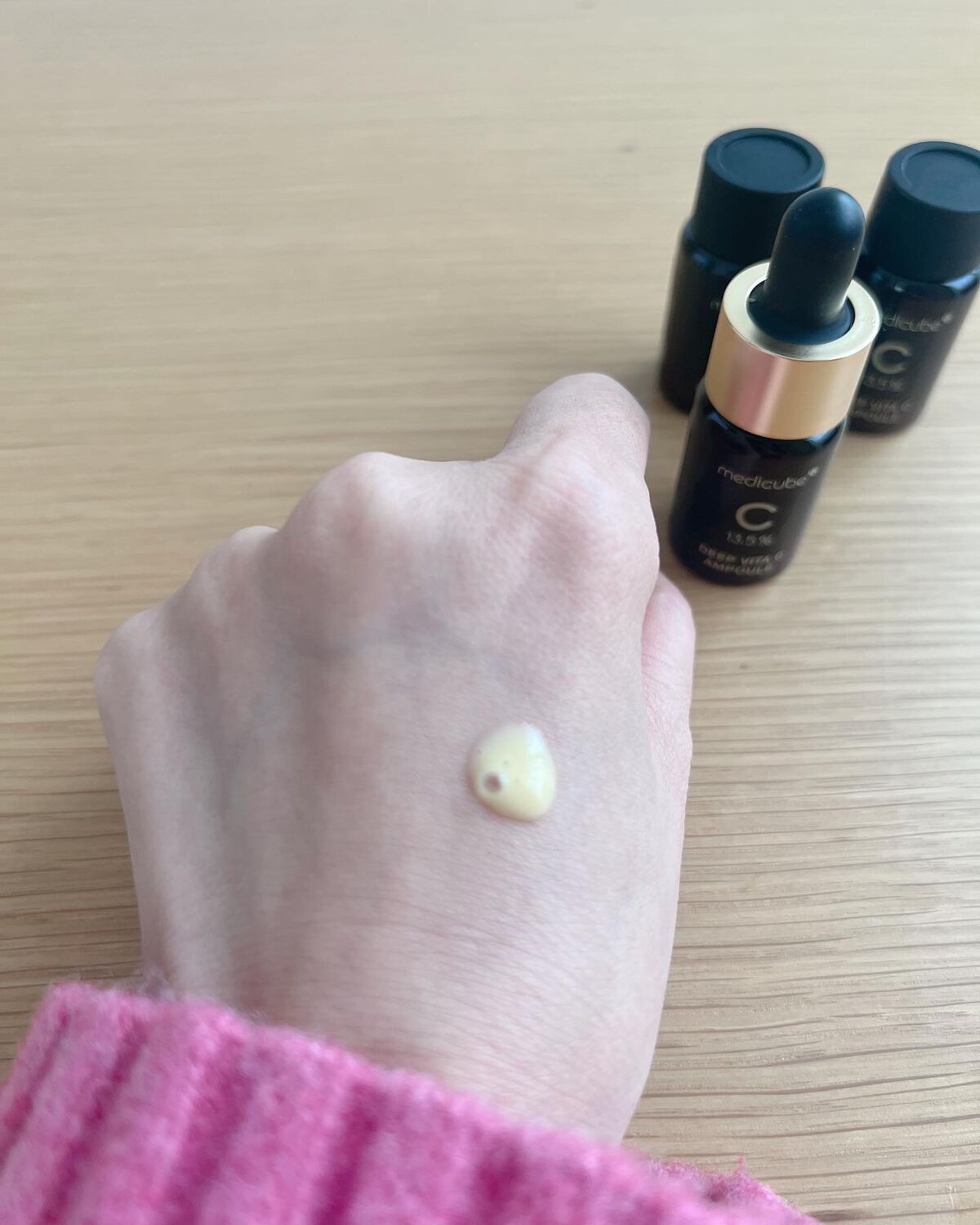 ディープビタCアンプル/MEDICUBE/美容液を使ったクチコミ(4枚目)