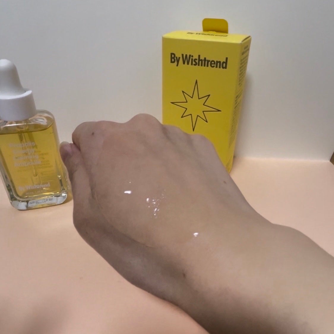 うさぴ@フォロバ100 on LIPS 「香料・エッセンシャルオイル不使用の美容液で敏感肌の方にも✨24..」(3枚目)