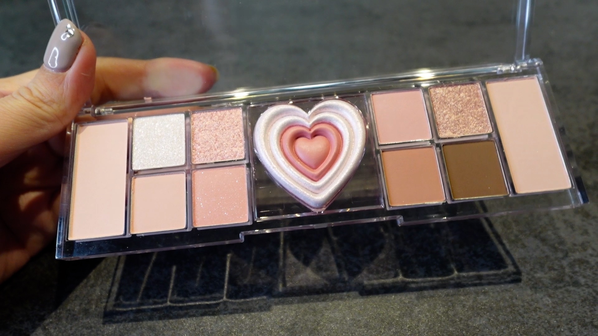 オールテイクムードライクパレット/PERIPERA/アイシャドウパレットを使ったクチコミ（3枚目）