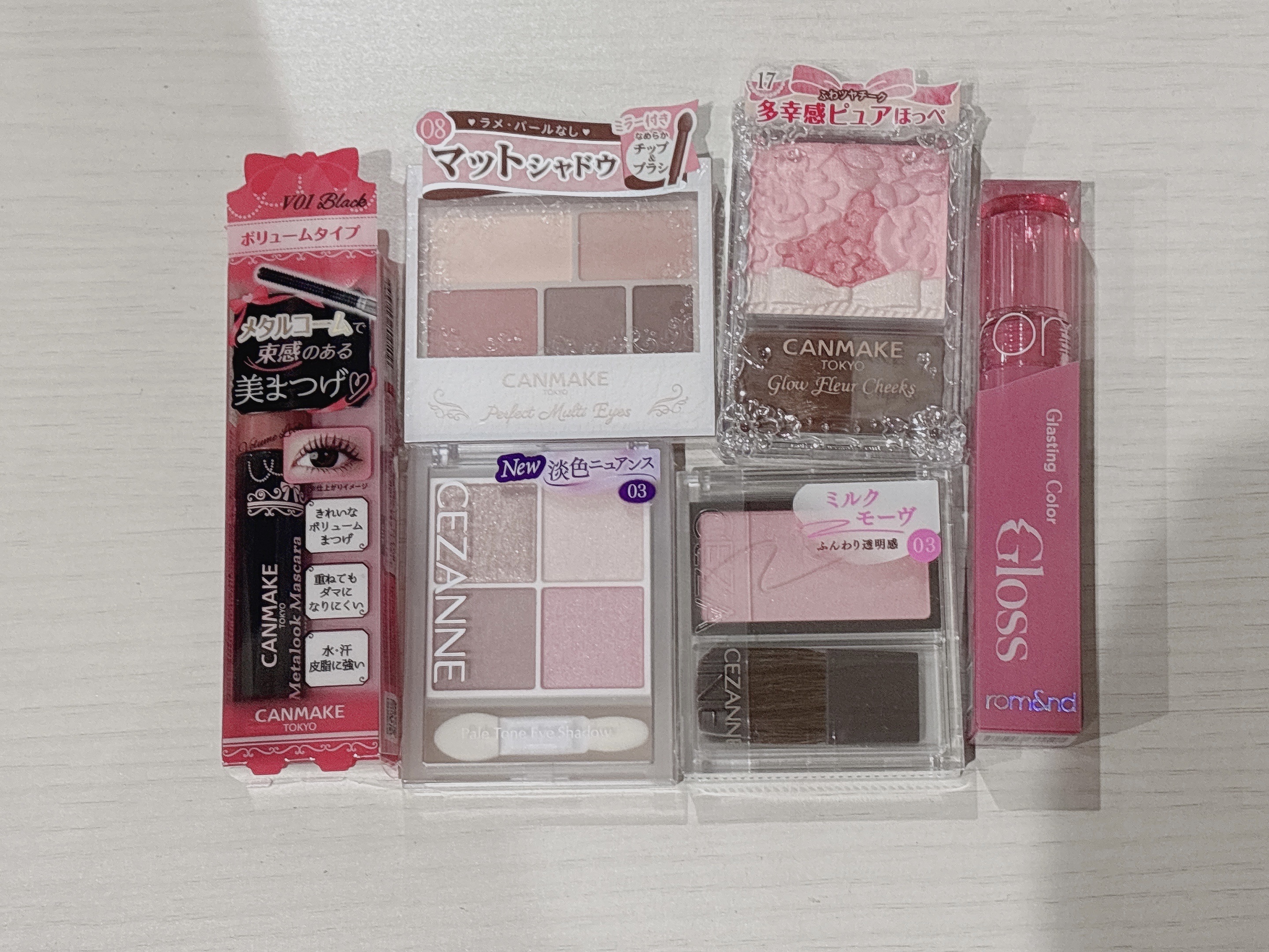 チークブラッシュ/CEZANNE/パウダーチークを使ったクチコミ（1枚目）