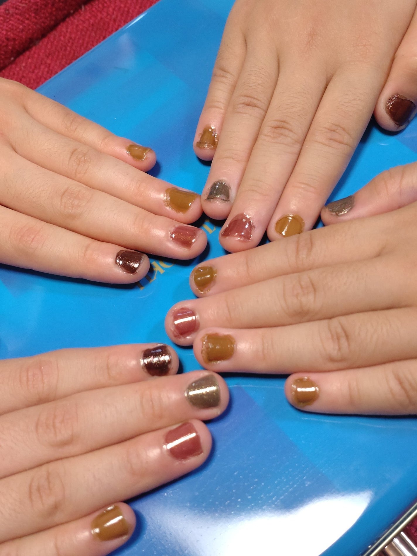 カラフルネイルズ/キャンメイク/マニキュアを使ったクチコミ(4枚目)