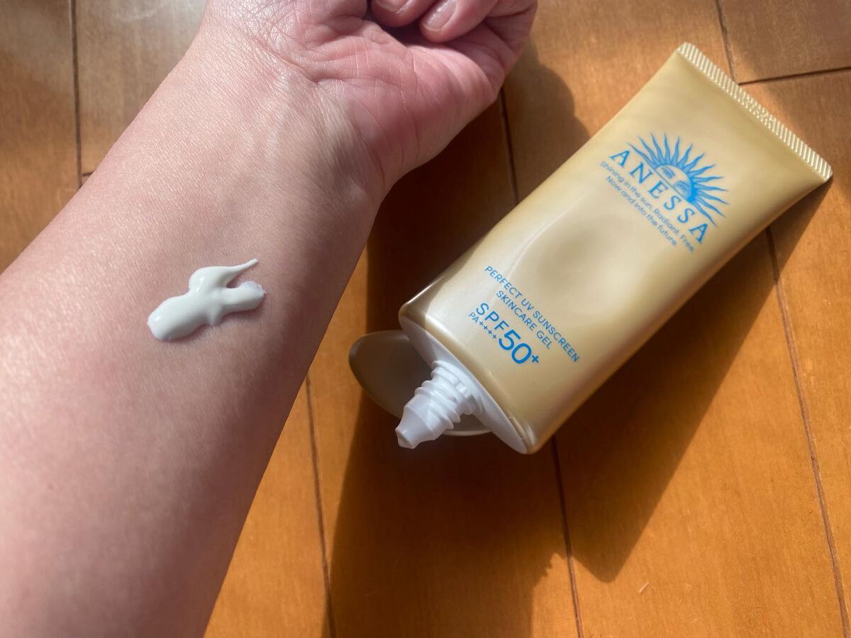 るいめい on LIPS 「.🍀アネッサ パーフェクトUV スキンケアジェル N保湿成分を..」(3枚目)