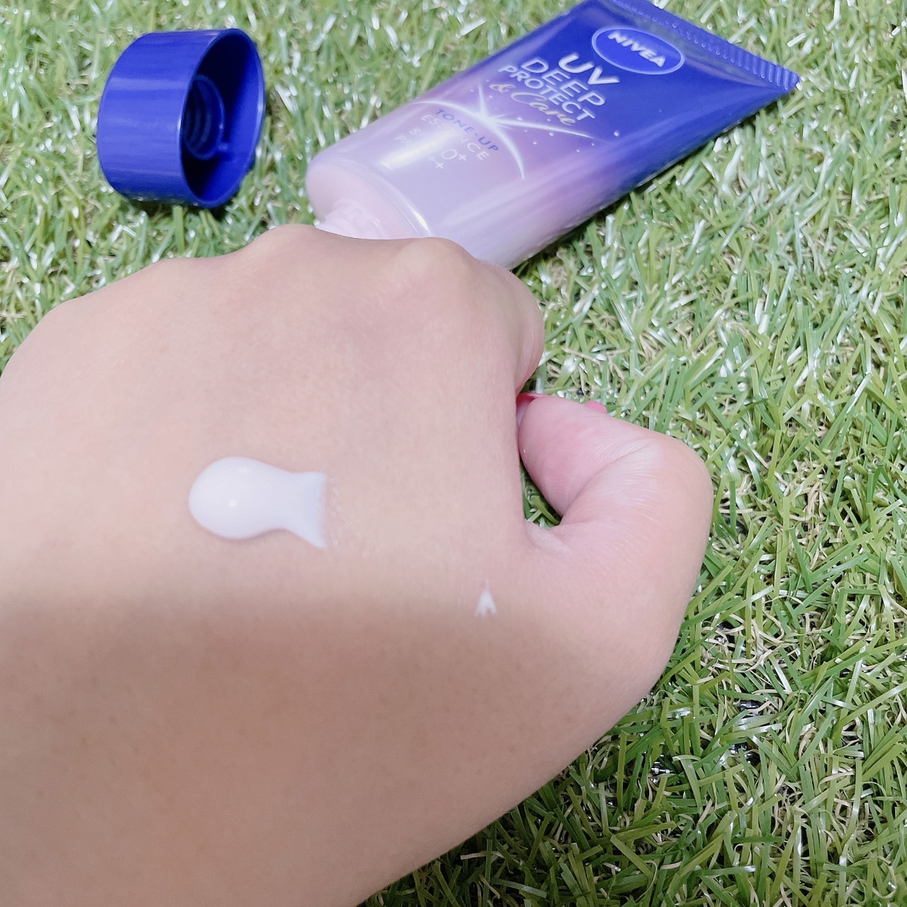 ニベアUV ディープ プロテクト＆ケア トーンアップ エッセンス/ニベア/日焼け止めローションを使ったクチコミ（3枚目）