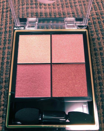 リアルクローズシャドウ/excel/アイシャドウパレットを使ったクチコミ(2枚目)