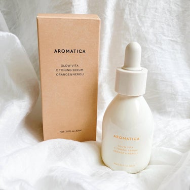 AROMATICA 
GLOW VITAC TONING SERUM

大人気の韓国スキンケアブランド『AROMATICA』🌱
外出が多くなる季節に向けて、ビタミンCセラムを使ってみました🐠

ビタミン