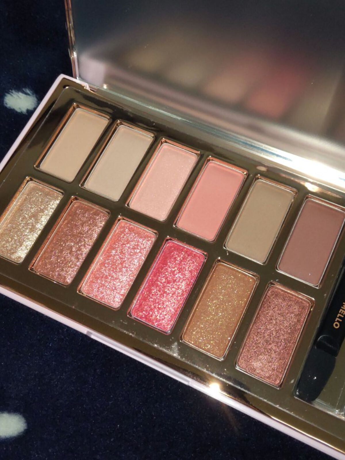 バレンタインボックス/VAVI MELLO/アイシャドウパレットを使ったクチコミ(3枚目)