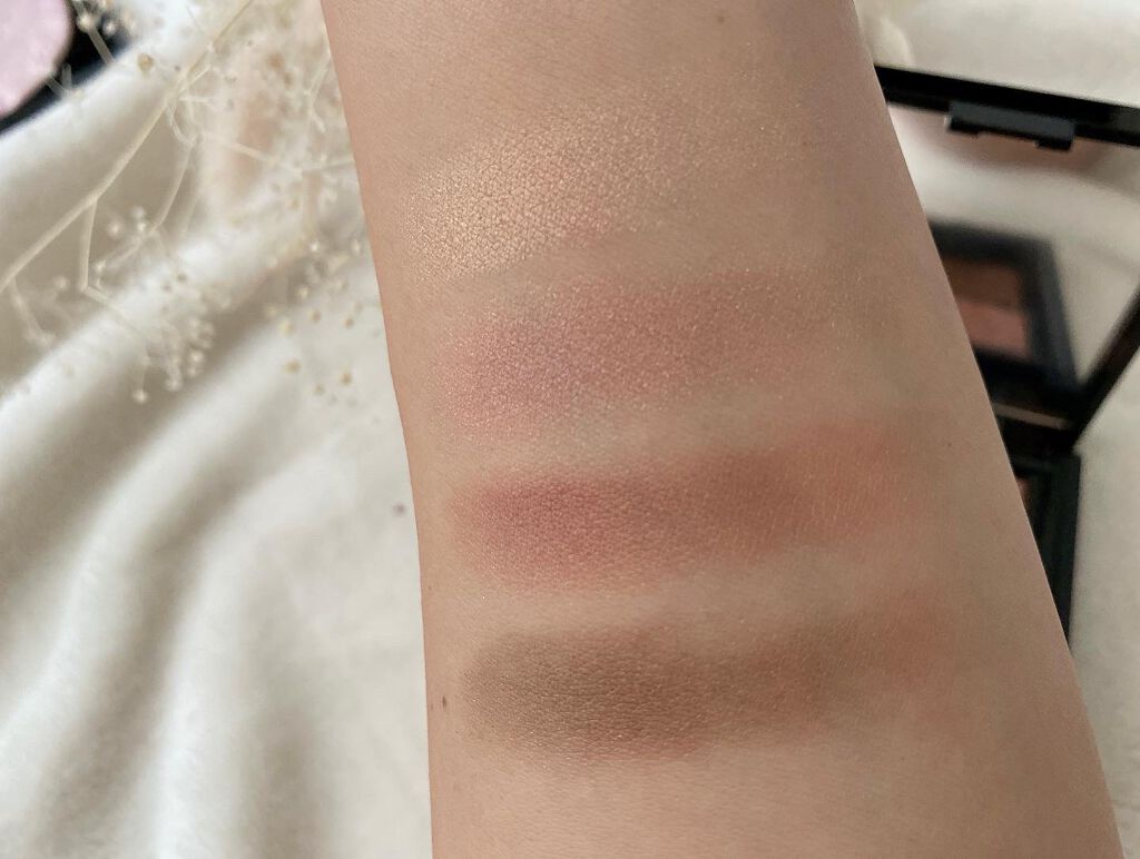 フラロッソ ルーチ ハイライター/アスタリフト/パウダーハイライトを使ったクチコミ(4枚目)