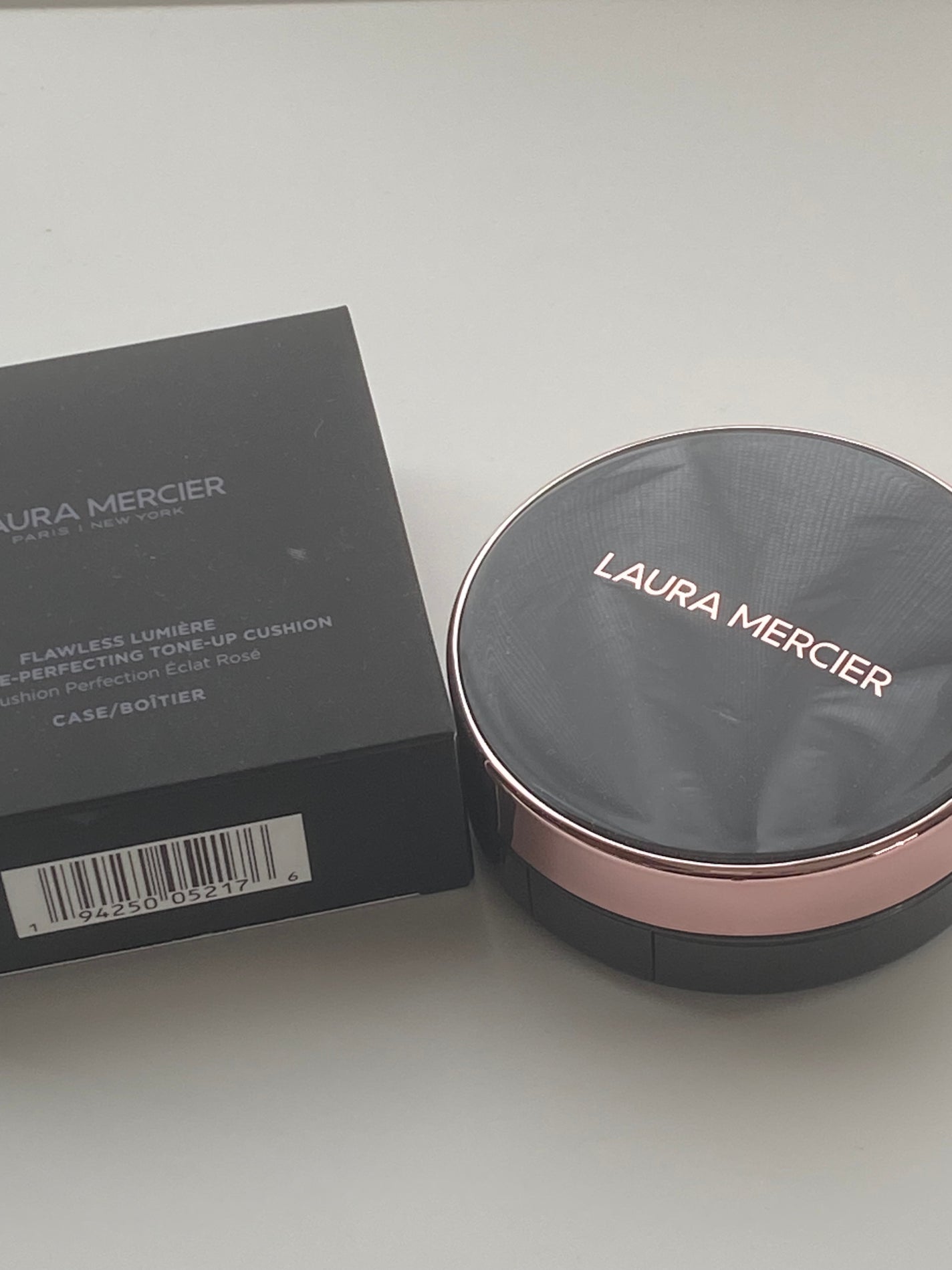 フローレス ルミエール ラディアンス パーフェクティング トーンアップ クッション/ローラ メルシエ/クッションファンデーションを使ったクチコミ(2枚目)