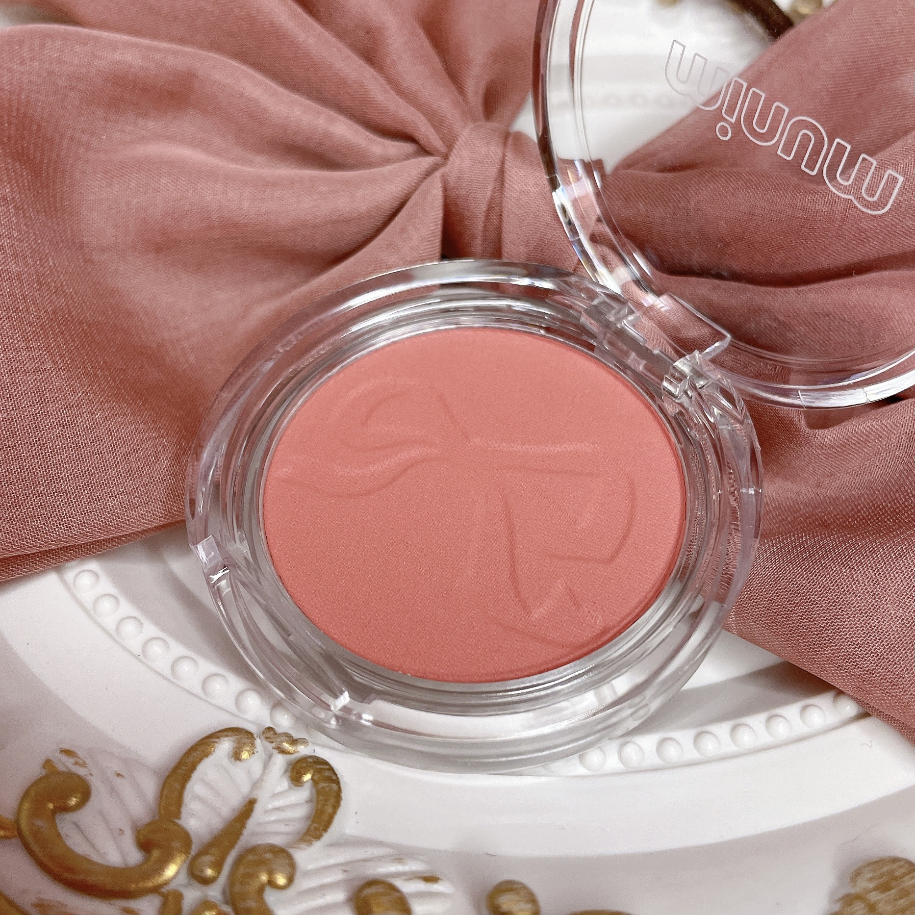 ミニュム リボンパウダーチーク/minum/パウダーチークを使ったクチコミ（2枚目）