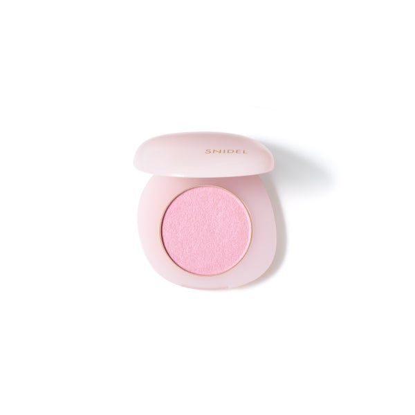 SNIDEL BEAUTYからブランド初の香水、美肌印象を叶えるシルキーなパウダーチークが登場!の画像