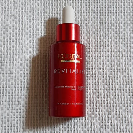 ロレアル パリ リバイタリフト ナイト コンセントレート エッセンスのクチコミ「ダーマリフトコンプレックス(整肌成分)とプロレチノールA(整肌成分)がしっかり肌の奥まで潤いを.....」(1枚目)