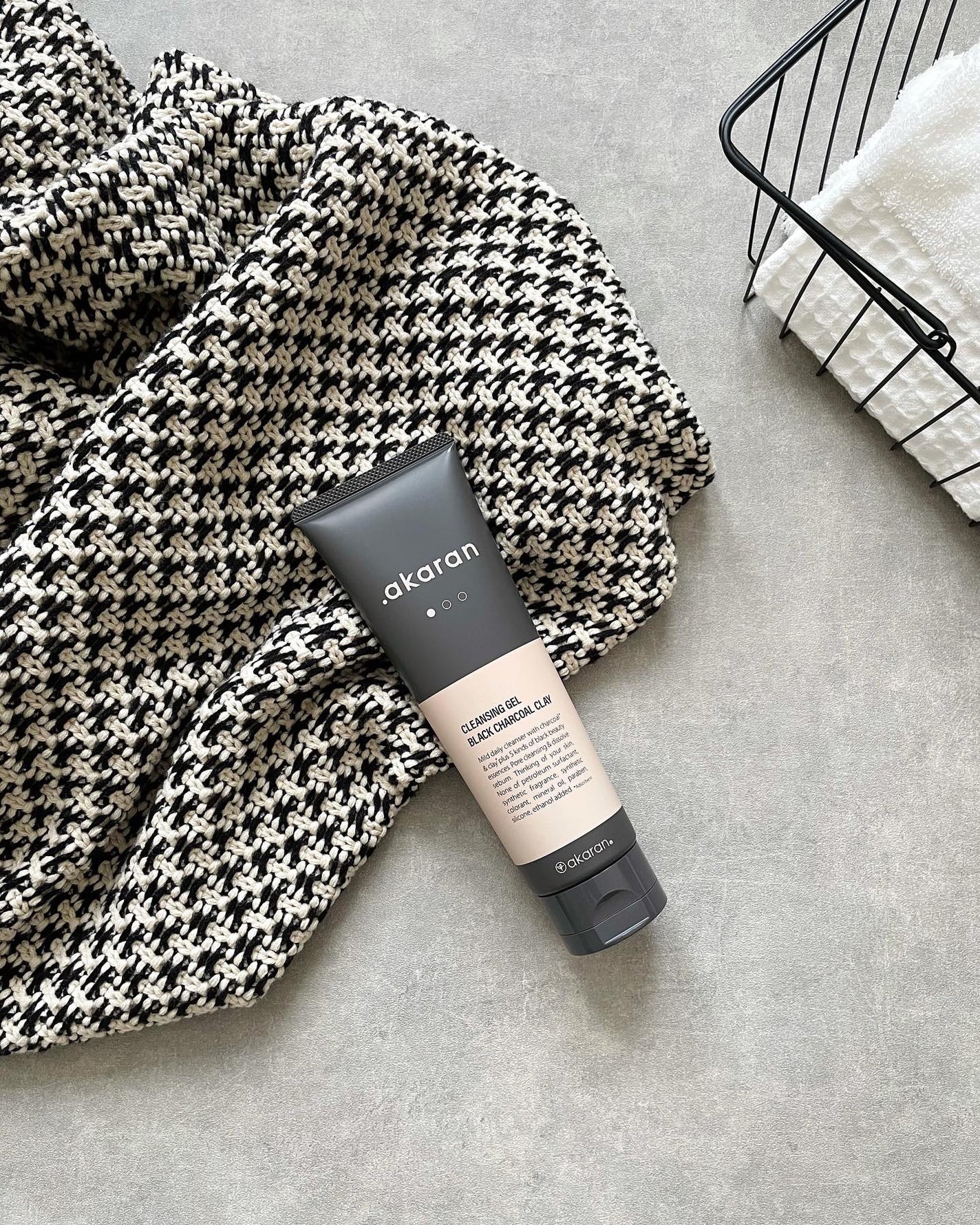 ブラックジェルクレンジング/.akaran/クレンジングジェルを使ったクチコミ(1枚目)