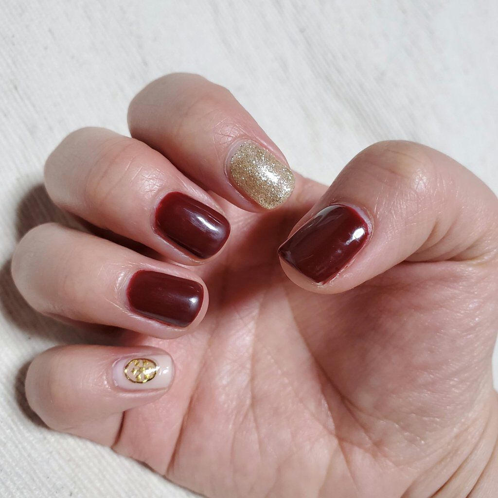 あなたはどっち派 Homei Vs セリア マニキュアを徹底比較 はがせるジェルネイル By りーさん 混合肌 30代前半 Lips