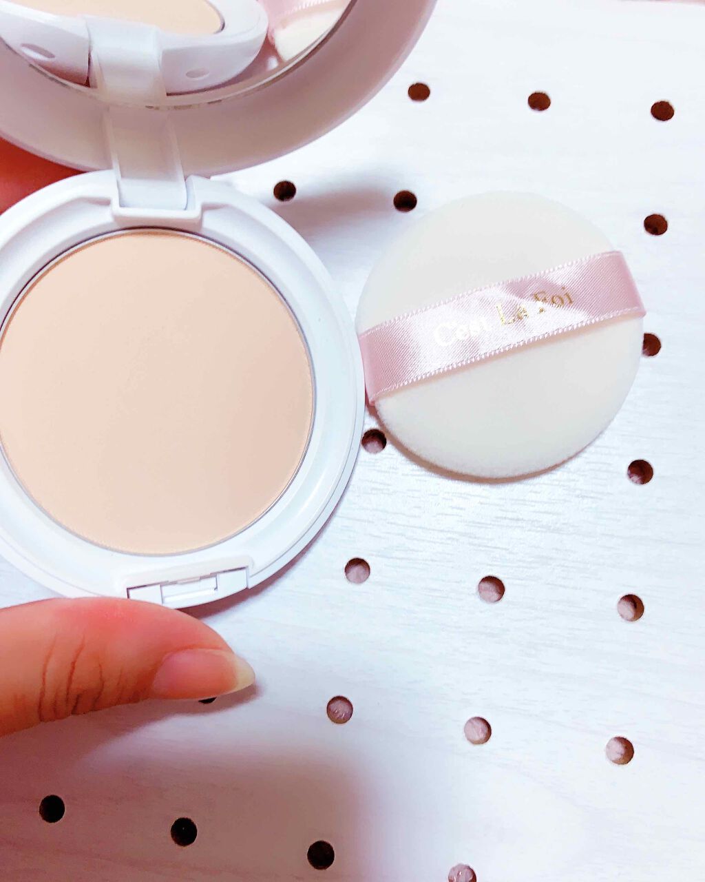 エッセンスビューティ パウダー/セラフォア/プレストパウダーを使ったクチコミ(2枚目)