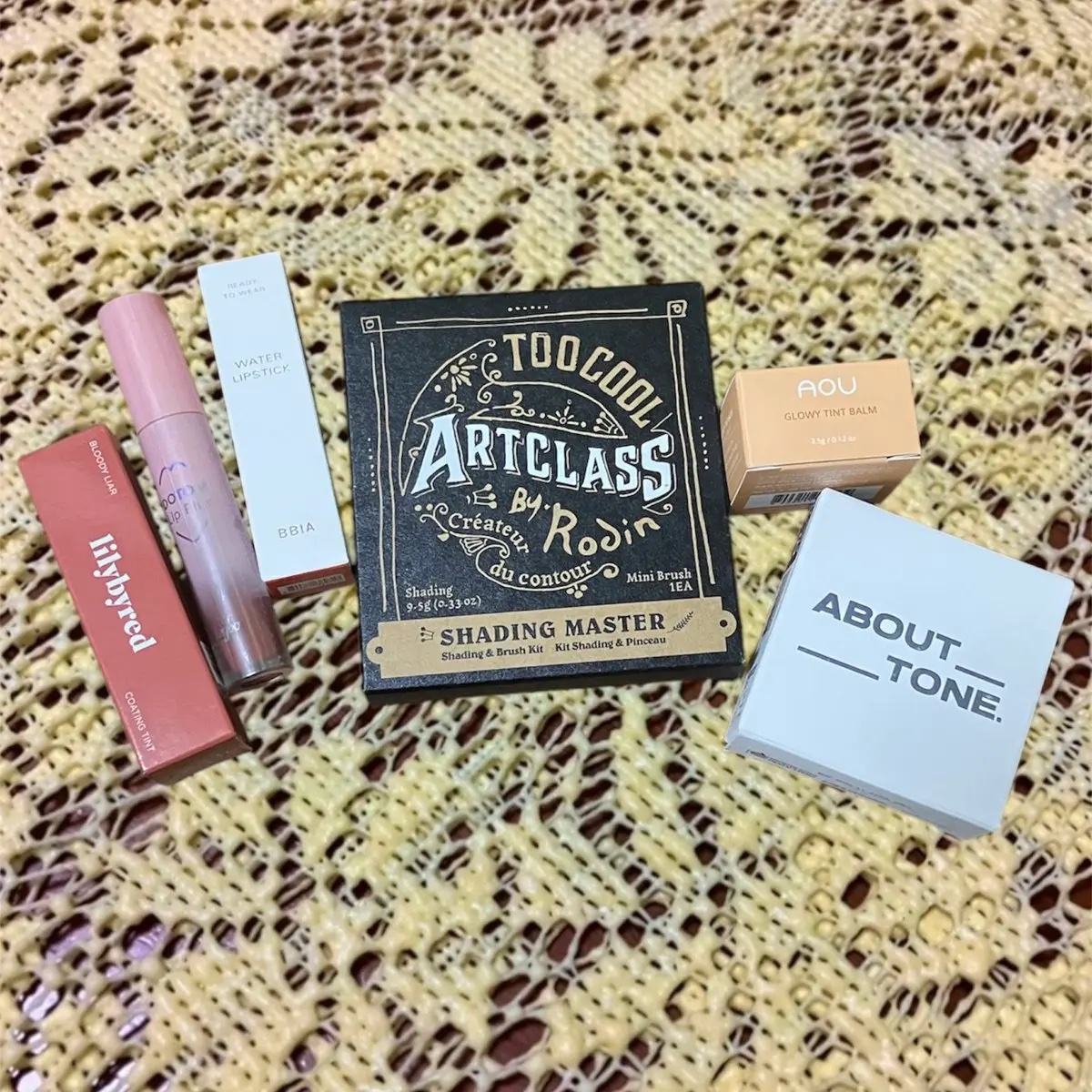 powder room（@powderroom_jp ）さまからいただきました！

秋のMy Pick Reviewイベントで当選のウォームメイクアップセット、、、豪華すぎる！
ありがとうございます🤍

初使用が多いので楽しみ✨
早速BB