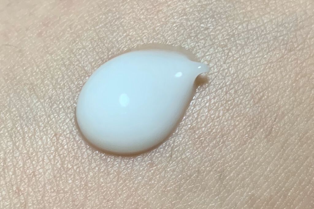 イグニス イオ スムース ハンドクリーム/IGNIS/ハンドクリームを使ったクチコミ（2枚目）