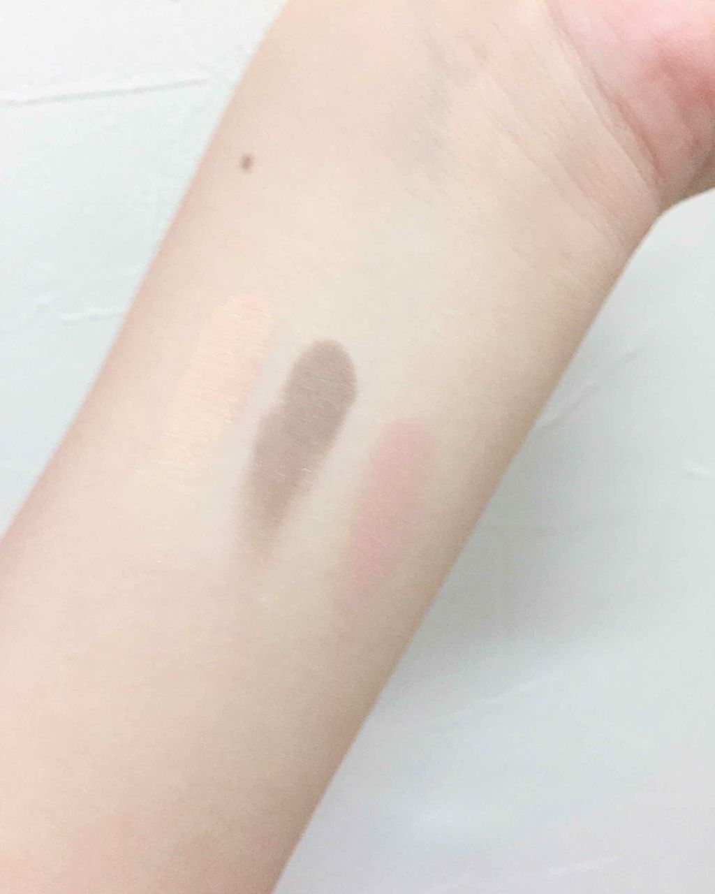 カンコレアイシャドウ/DAISO/アイシャドウパレットを使ったクチコミ（2枚目）