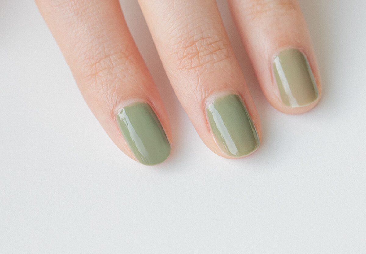 ブラッシングネイルカラー GRANDMA GREEN
