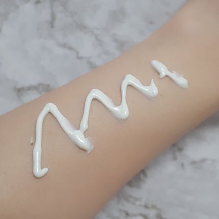 ニュアンスチェンジUV ジェル WT/アリィー/日焼け止めジェルを使ったクチコミ(2枚目)