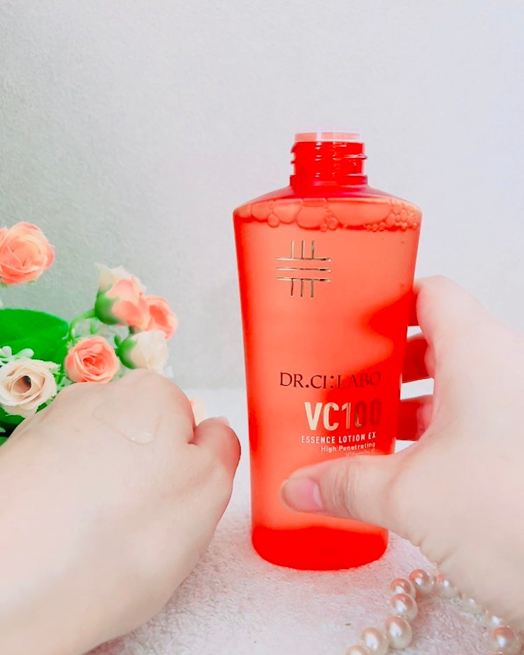 m/フォロバ100 on LIPS 「「VC100エッセンスローションEX」透明感、リミットレス。※..」(2枚目)