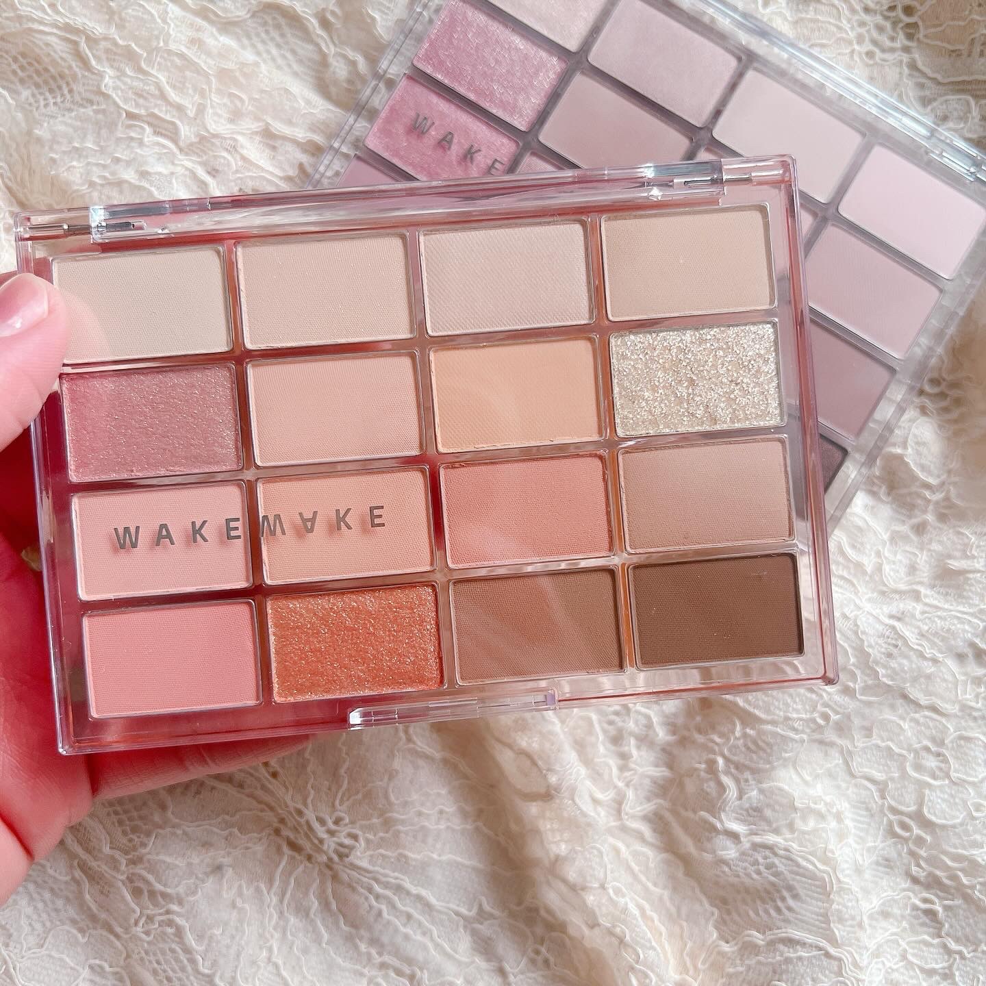 ソフトブラーリングアイパレット/wakemake/アイシャドウパレットを使ったクチコミ（3枚目）