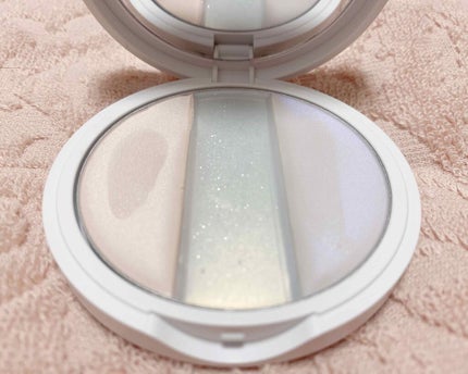 アートクラス バイ ロダン ルミネージュ バーニッシュ/too cool for school/プレストパウダーを使ったクチコミ(2枚目)