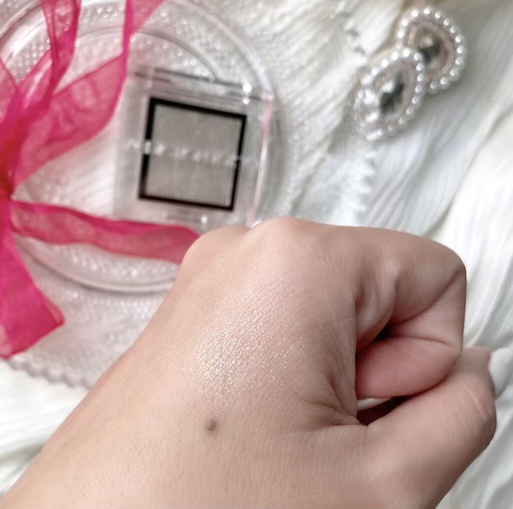 アディクション ザ アイシャドウ スパークル 002SP Icebox/ADDICTION/単色アイシャドウを使ったクチコミ（3枚目）