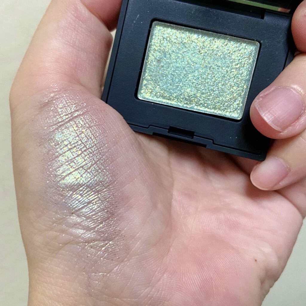 ハードワイヤードアイシャドー/NARS/単色アイシャドウを使ったクチコミ(2枚目)